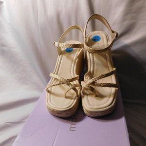 Madden Girl Vault J Platform Wedges Natural Color Size 10 Woman's NEW